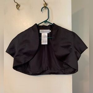 David’s Bridal Black Cap Shawl, Size 10/12, Great Condition.